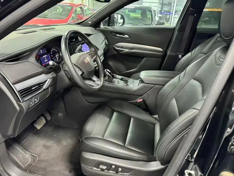 2021 Cadillac XT4 28T Two-Wheel Drive Luxury — миниатюра 9