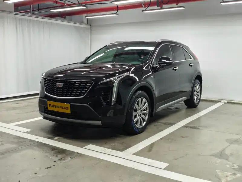 2022 Cadillac XT4 28T Two-Wheel Drive Luxury — миниатюра 1