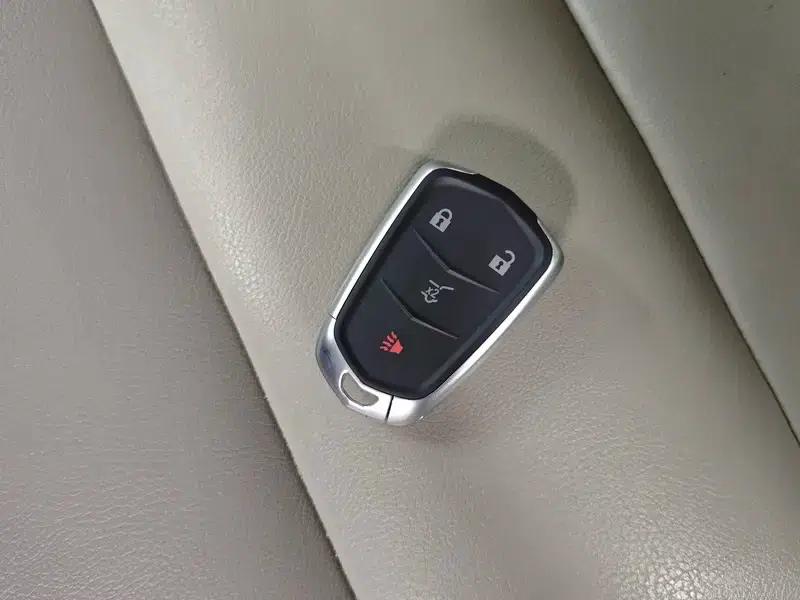 2022 Cadillac XT4 28T Two-Wheel Drive Luxury — миниатюра 11