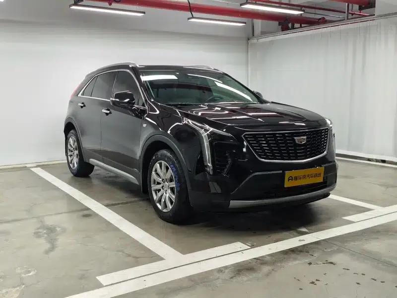 2022 Cadillac XT4 28T Two-Wheel Drive Luxury — миниатюра 3