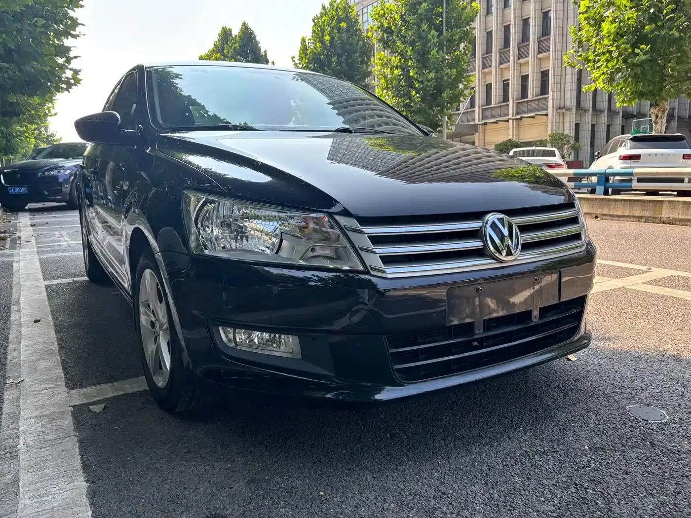 Santana 2015 1.6L Automatic Comfort Edition — миниатюра 3