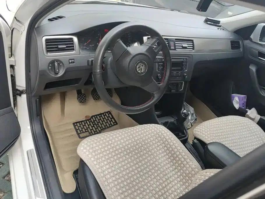 Santana 2013 1.6L Manual Comfort Edition — миниатюра 12