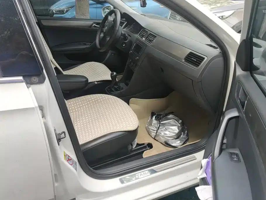 Santana 2013 1.6L Manual Comfort Edition — миниатюра 8