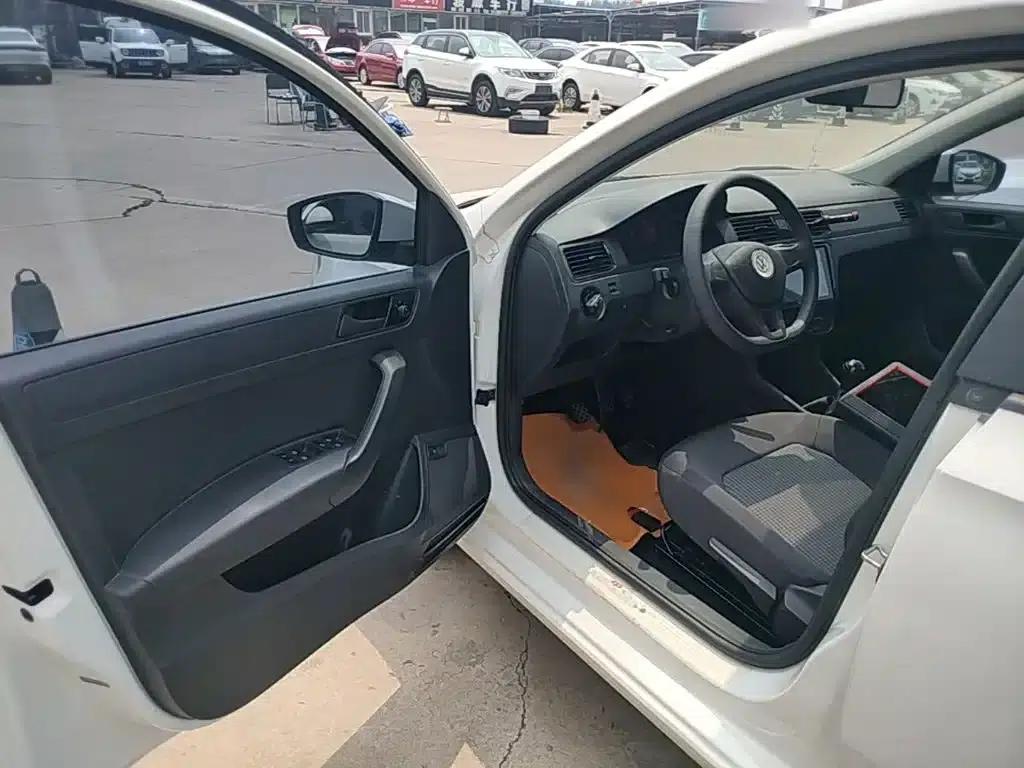 Santana 2021 1.5L Manual Fashion Edition — миниатюра 16
