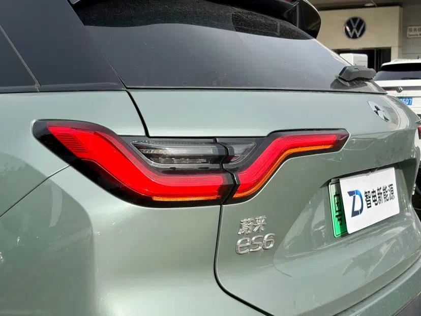Nio ES6 2020 600 km Sport Edition — миниатюра 17