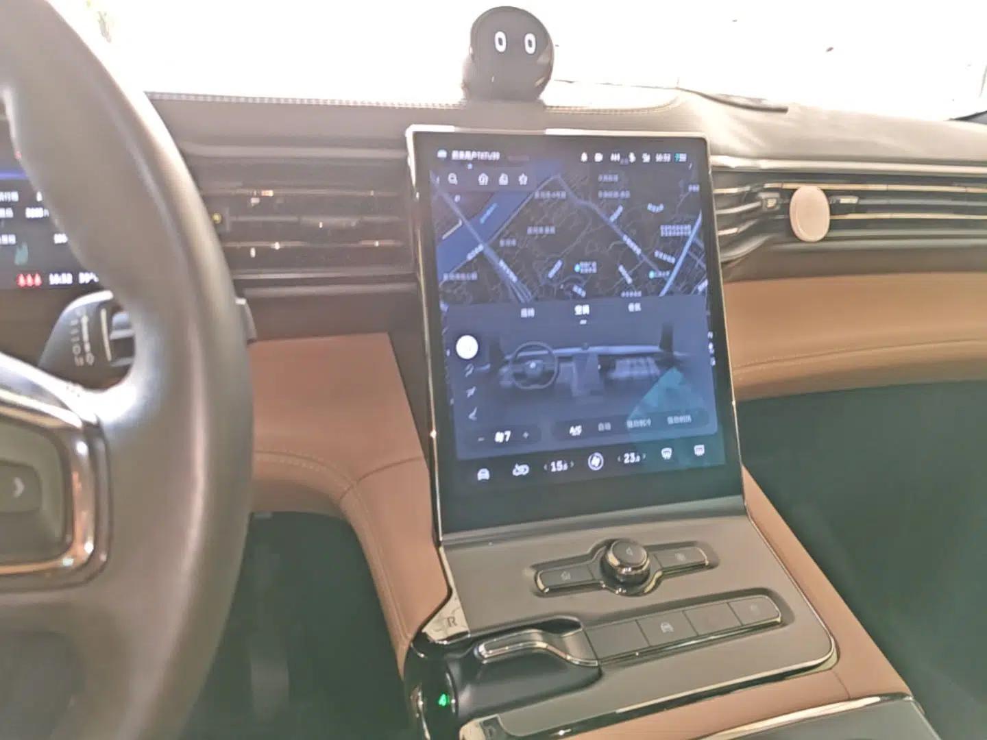 Nio ES6 2020 600 km Sport Edition — миниатюра 22