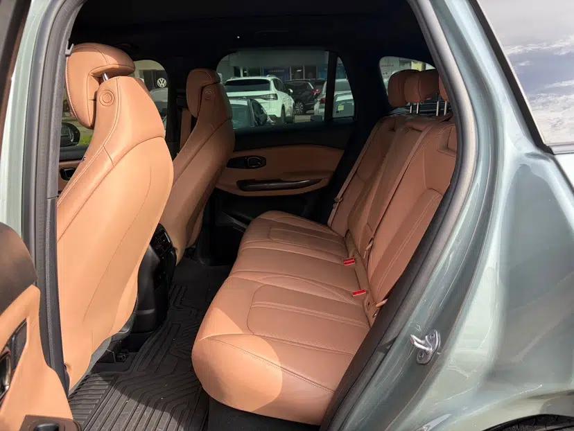 Nio ES6 2020 600 km Sport Edition — миниатюра 31