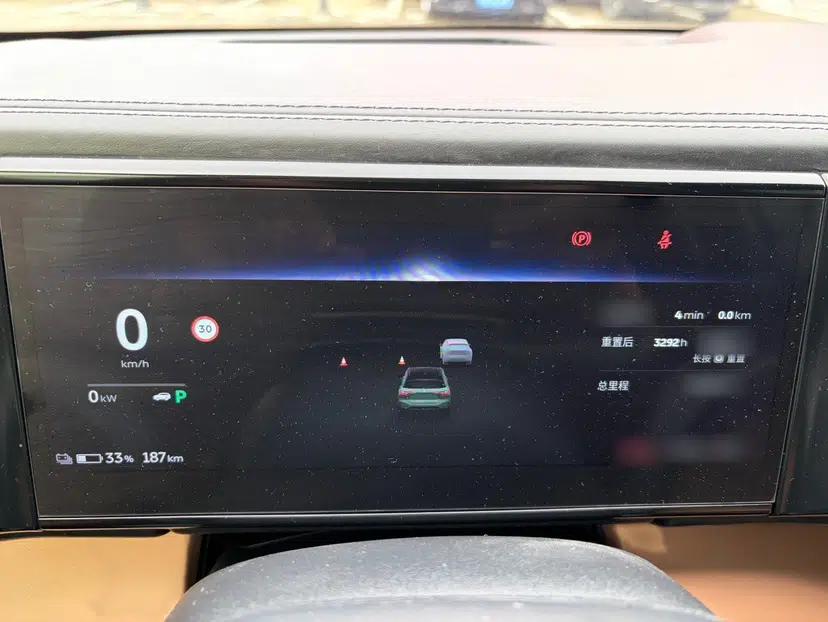 Nio ES6 2020 600 km Sport Edition — миниатюра 34