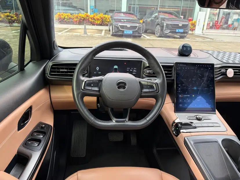 Nio ES6 2020 600 km Sport Edition — миниатюра 37