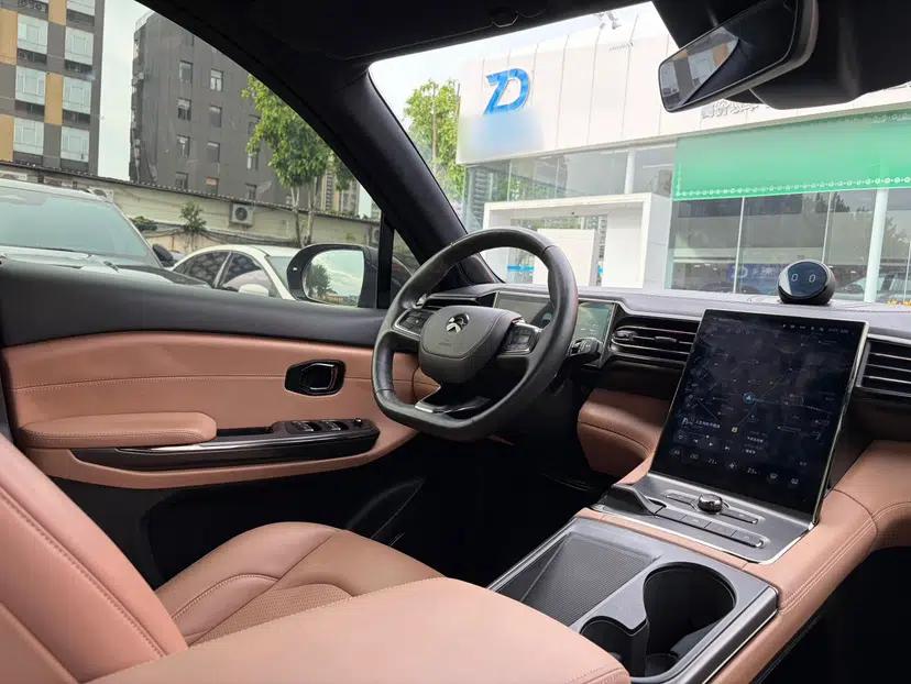 Nio ES6 2020 600 km Sport Edition — миниатюра 39