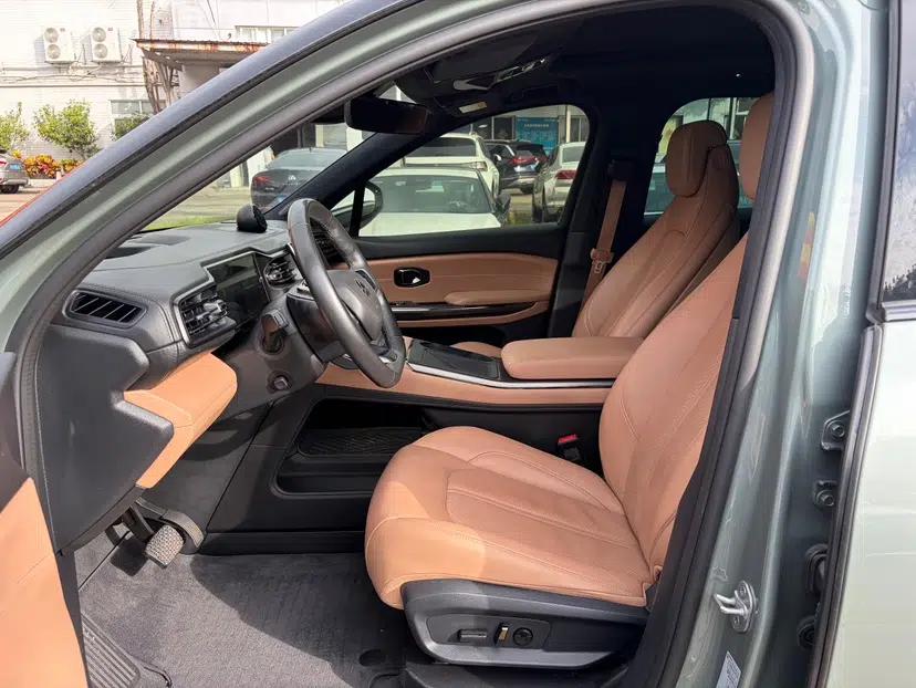 Nio ES6 2020 600 km Sport Edition — миниатюра 41