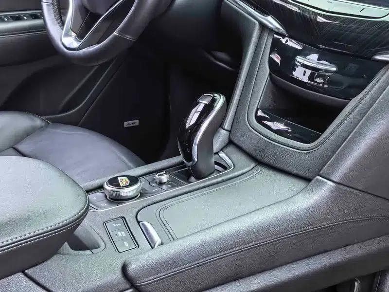 Cadillac XT6 2021 2.0T Mild Hybrid 7-Seat AWD Luxury — миниатюра 12