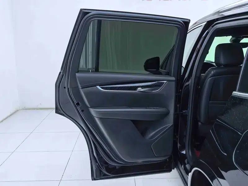 Cadillac XT6 2021 2.0T Mild Hybrid 7-Seat AWD Luxury — миниатюра 31