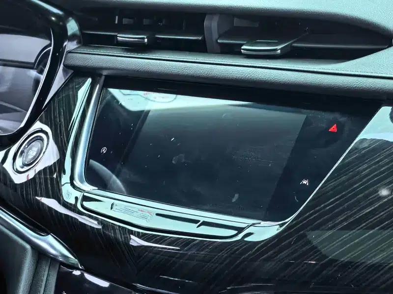 Cadillac XT6 2021 2.0T Mild Hybrid 7-Seat AWD Luxury — миниатюра 10