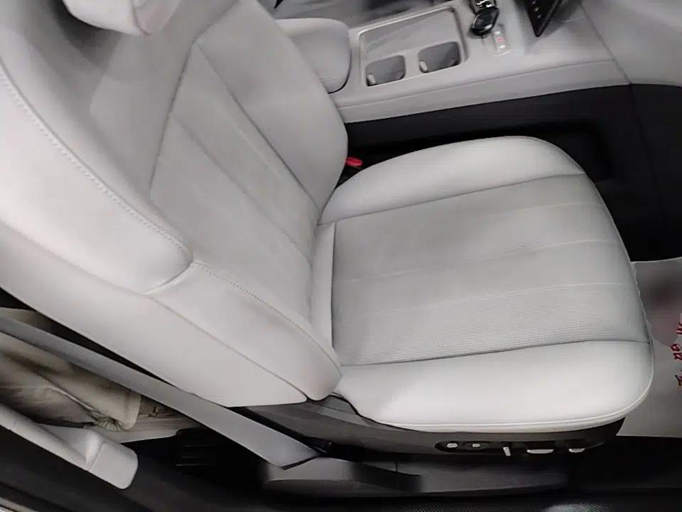 Nio ES8 2024 75 kWh Executive Edition — миниатюра 19