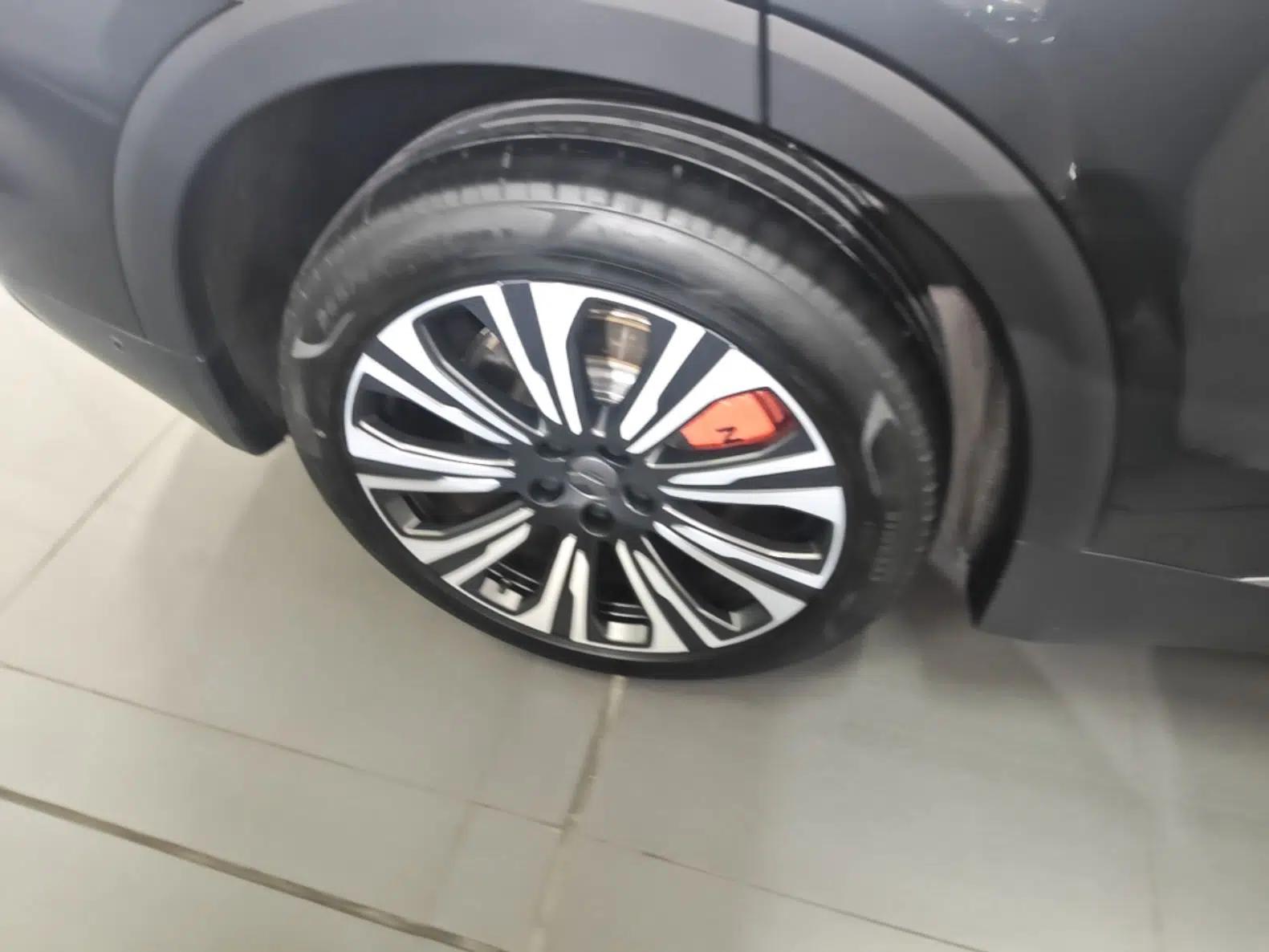 Nio ES8 2023 75 kWh Executive Edition — миниатюра 11