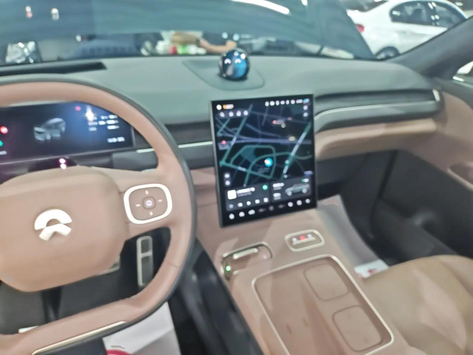 Nio ES8 2023 75 kWh Executive Edition — миниатюра 12