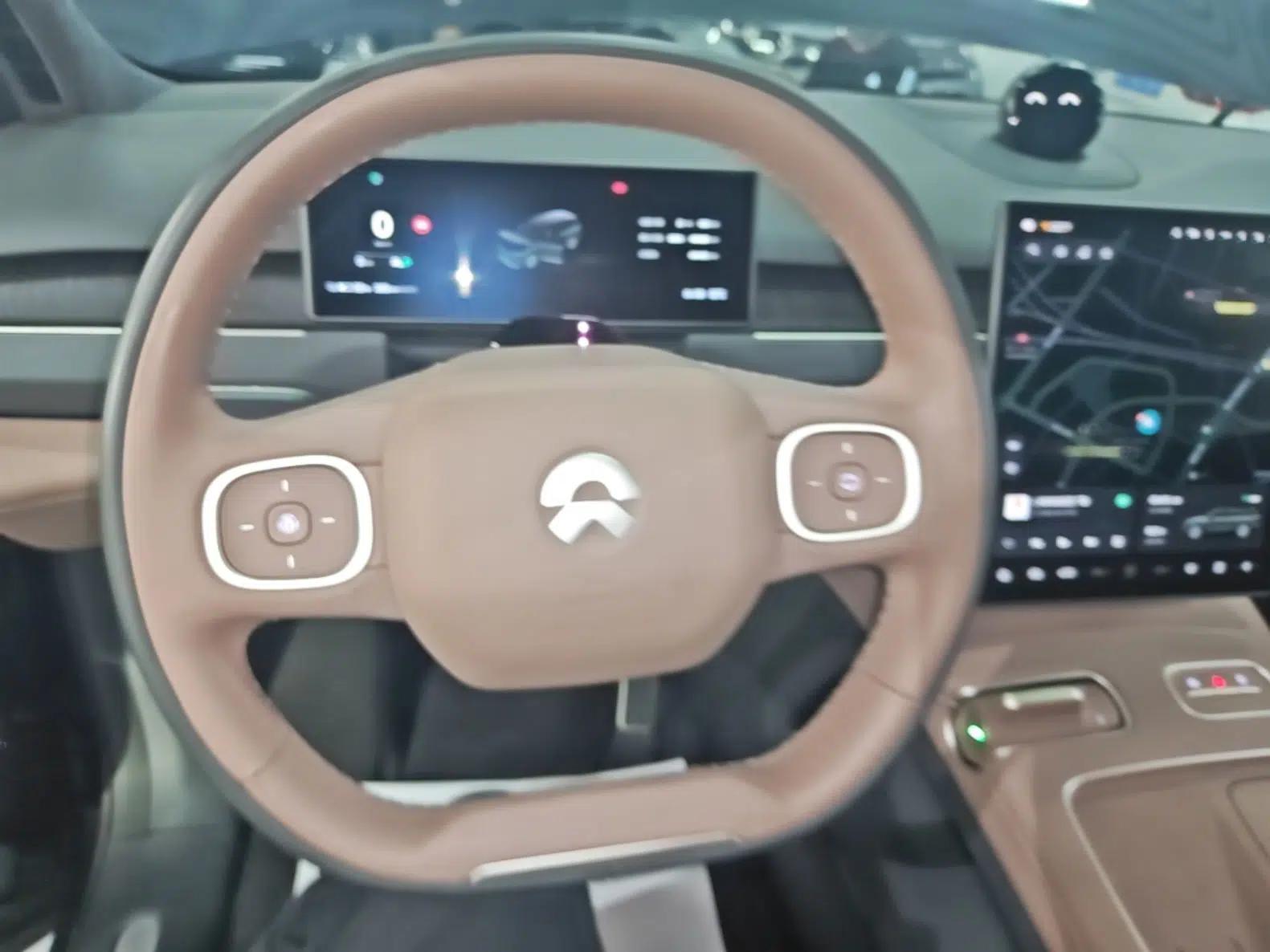 Nio ES8 2023 75 kWh Executive Edition — миниатюра 13