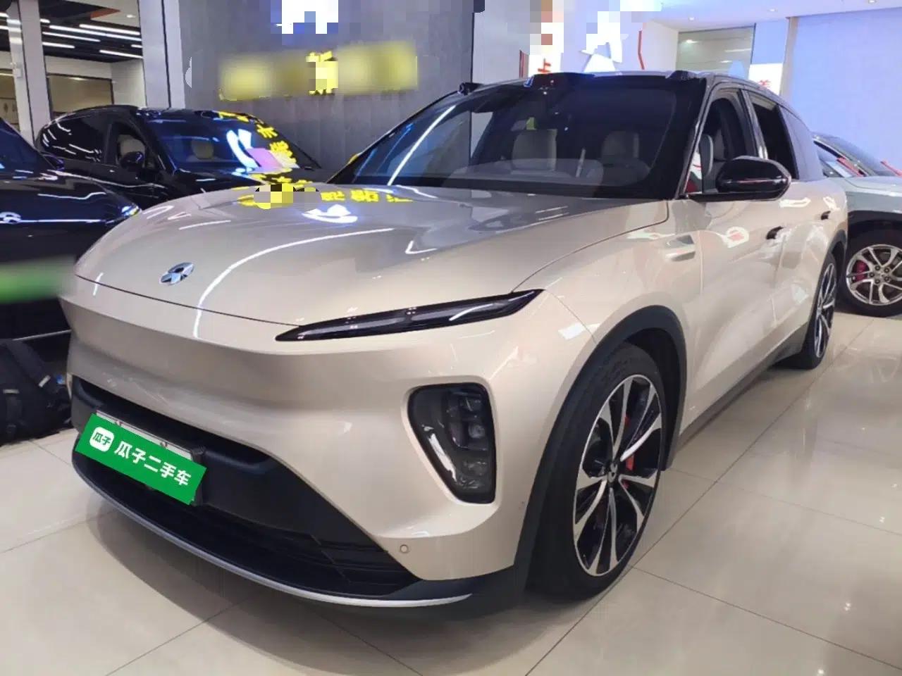 Nio ES8 2023 100kWh Signature Edition — миниатюра 1