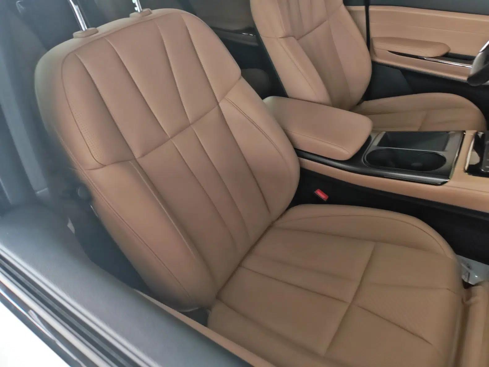 Nio ES8 2020 580 km Range Six-Seater Version — миниатюра 19