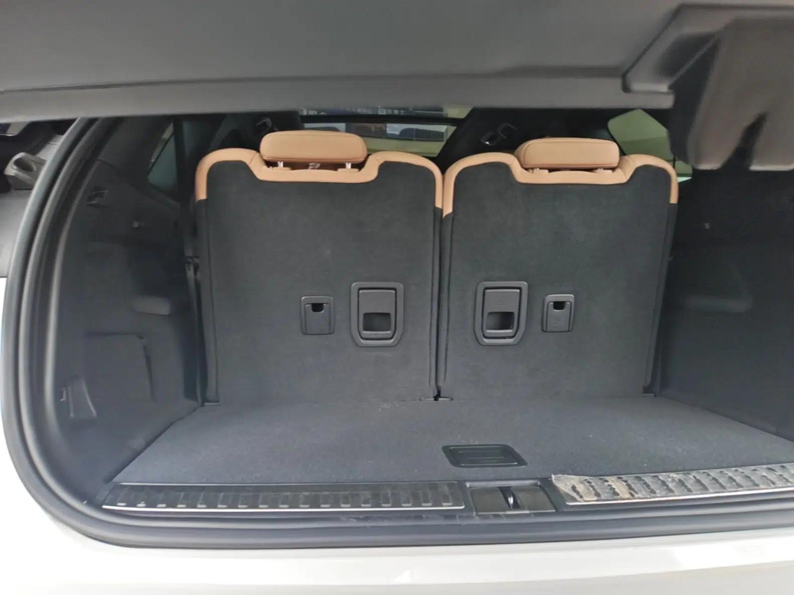 Nio ES8 2020 580 km Range Six-Seater Version — миниатюра 22