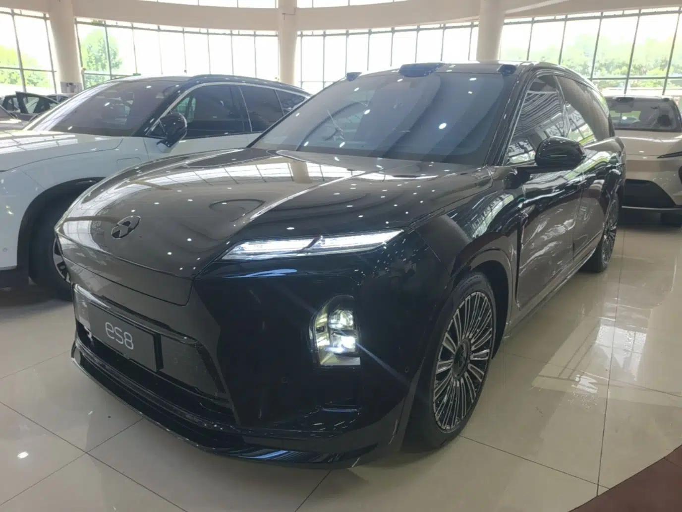 Nio ES8 2026 Model 6-seat Executive Luxury Edition — миниатюра 1