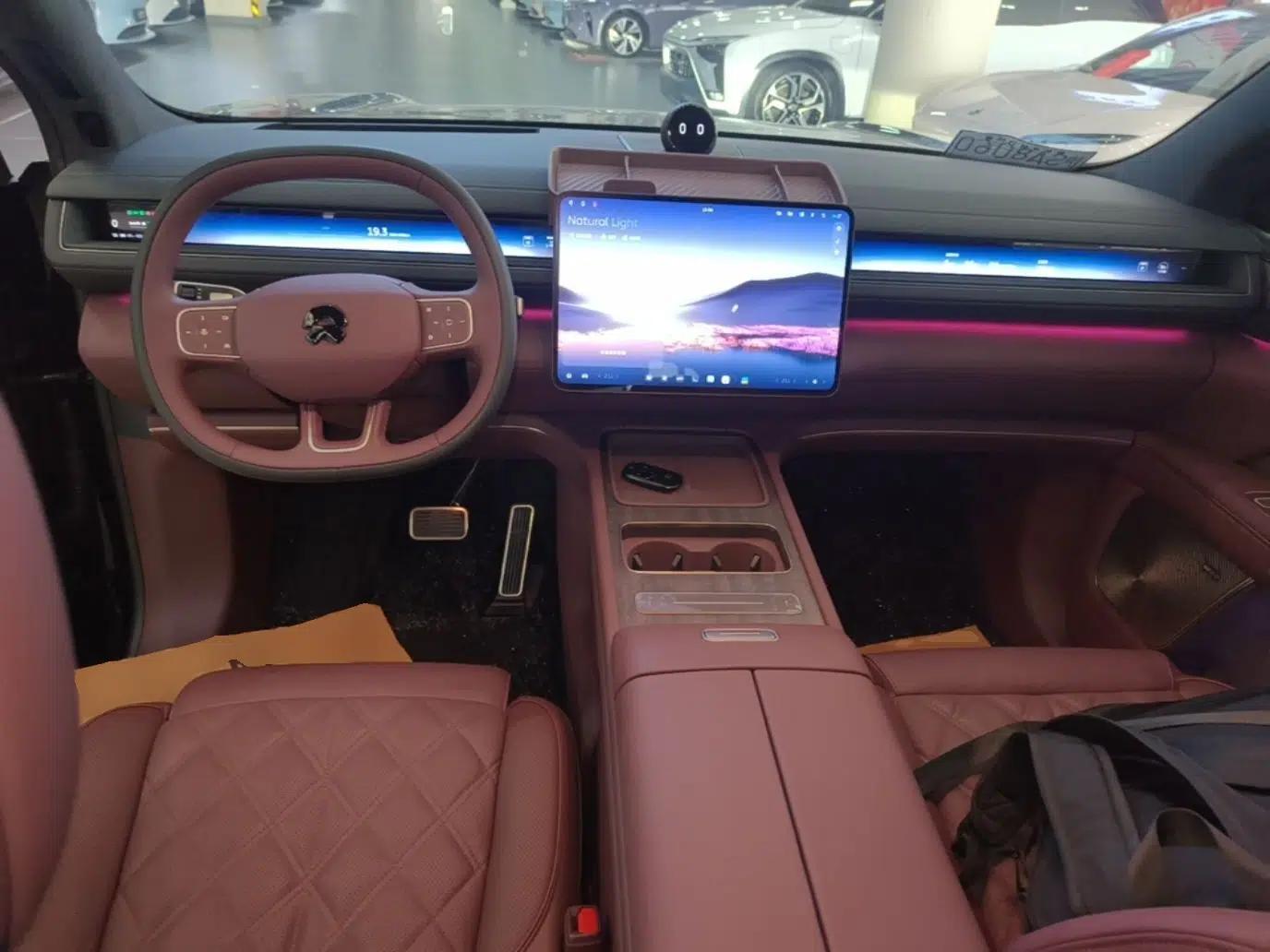 Nio ES8 2026 Model 6-seat Executive Luxury Edition — миниатюра 12