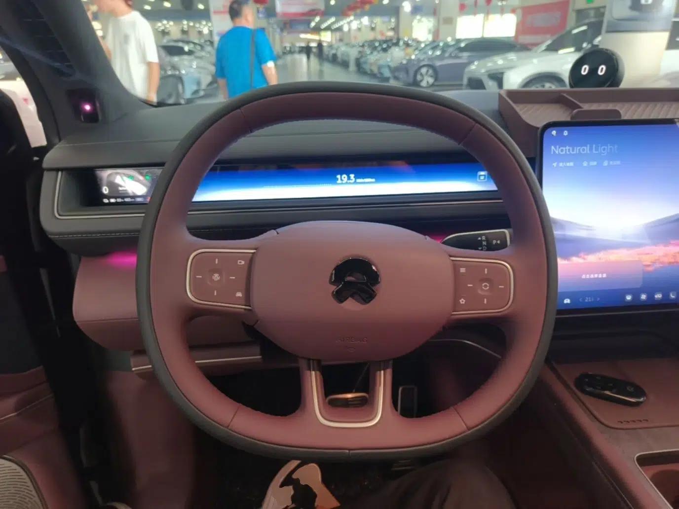 Nio ES8 2026 Model 6-seat Executive Luxury Edition — миниатюра 13