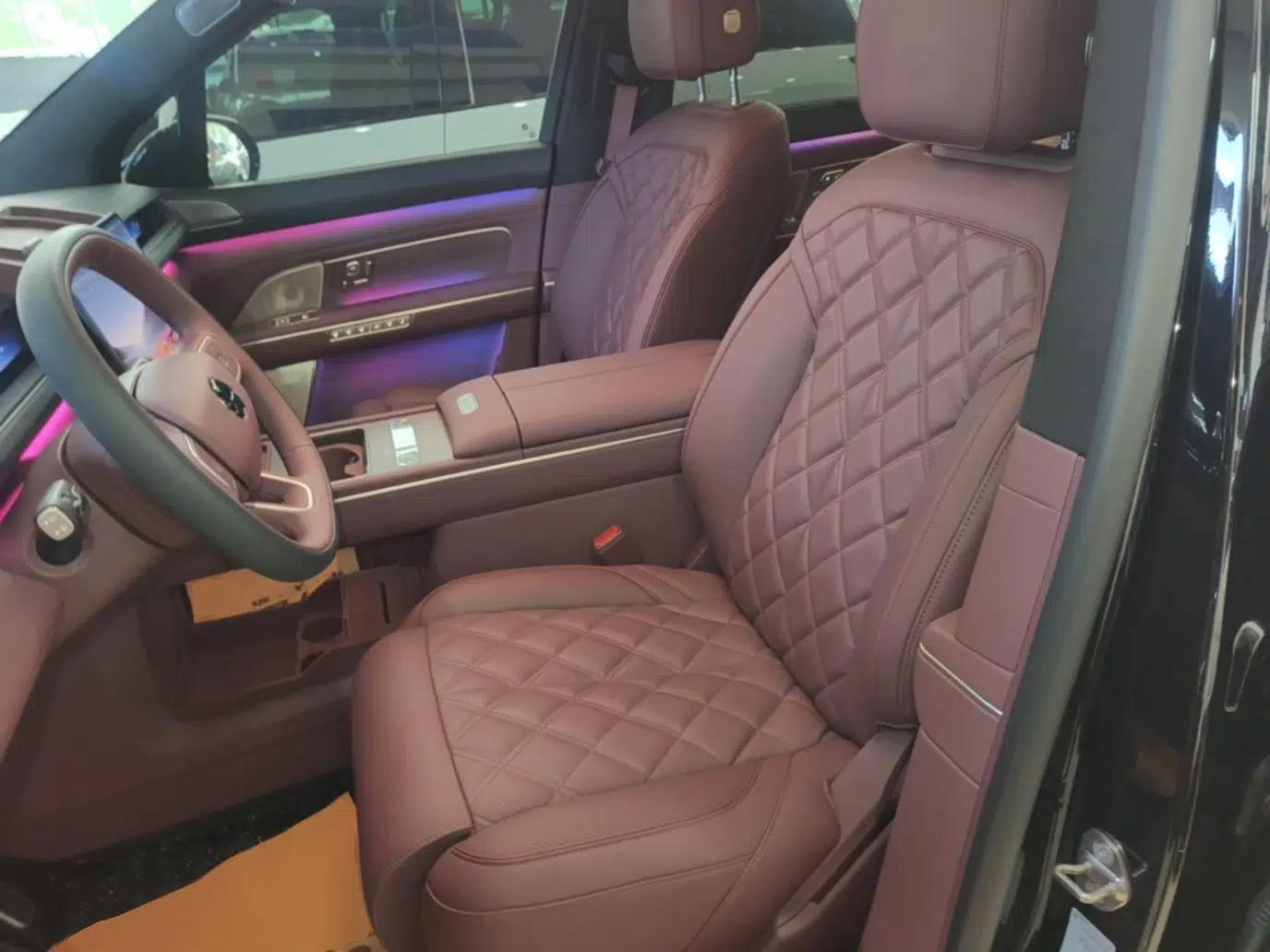 Nio ES8 2026 Model 6-seat Executive Luxury Edition — миниатюра 17