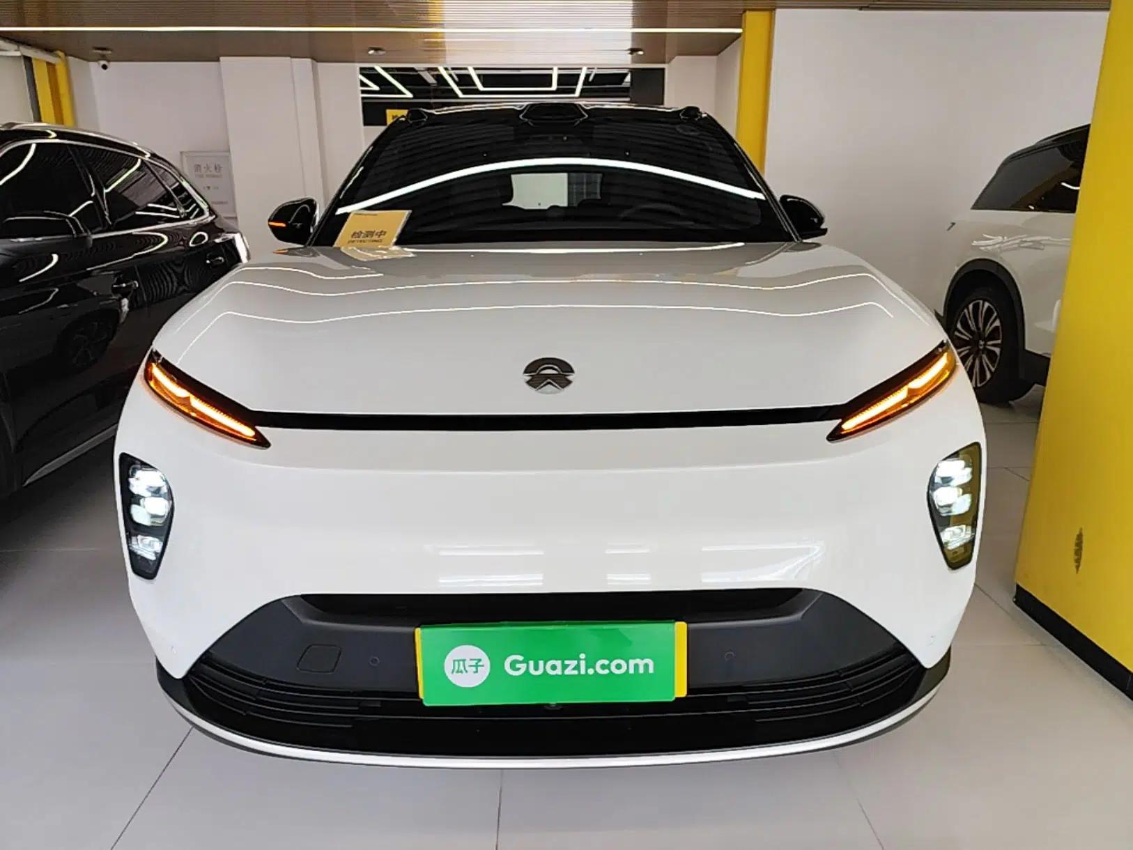 Nio ES8 2023 75 kWh Executive Edition — миниатюра 2