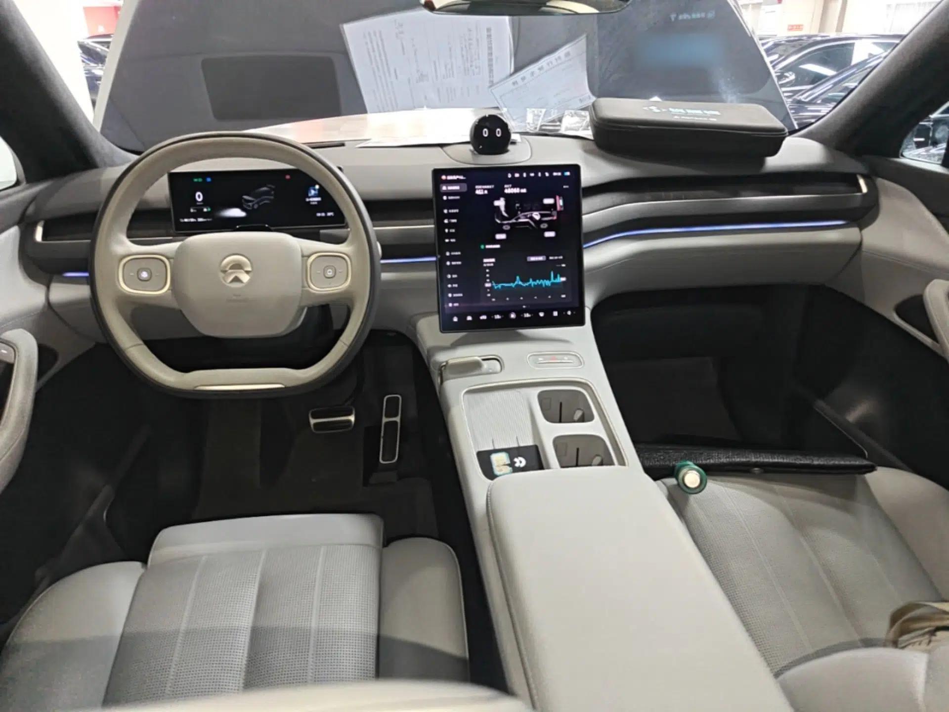 Nio ES8 2024 75 kWh Executive Edition — миниатюра 12