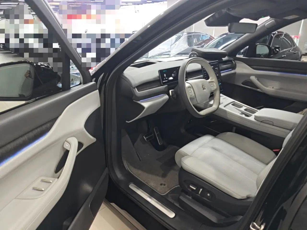 Nio ES8 2024 75 kWh Executive Edition — миниатюра 18