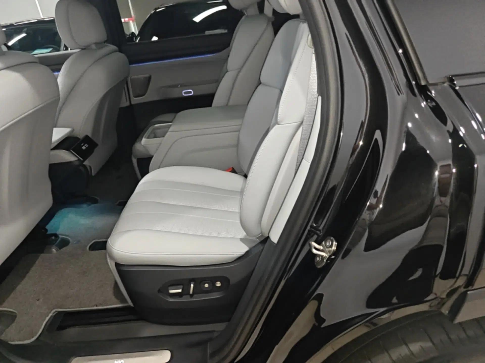 Nio ES8 2024 75 kWh Executive Edition — миниатюра 20
