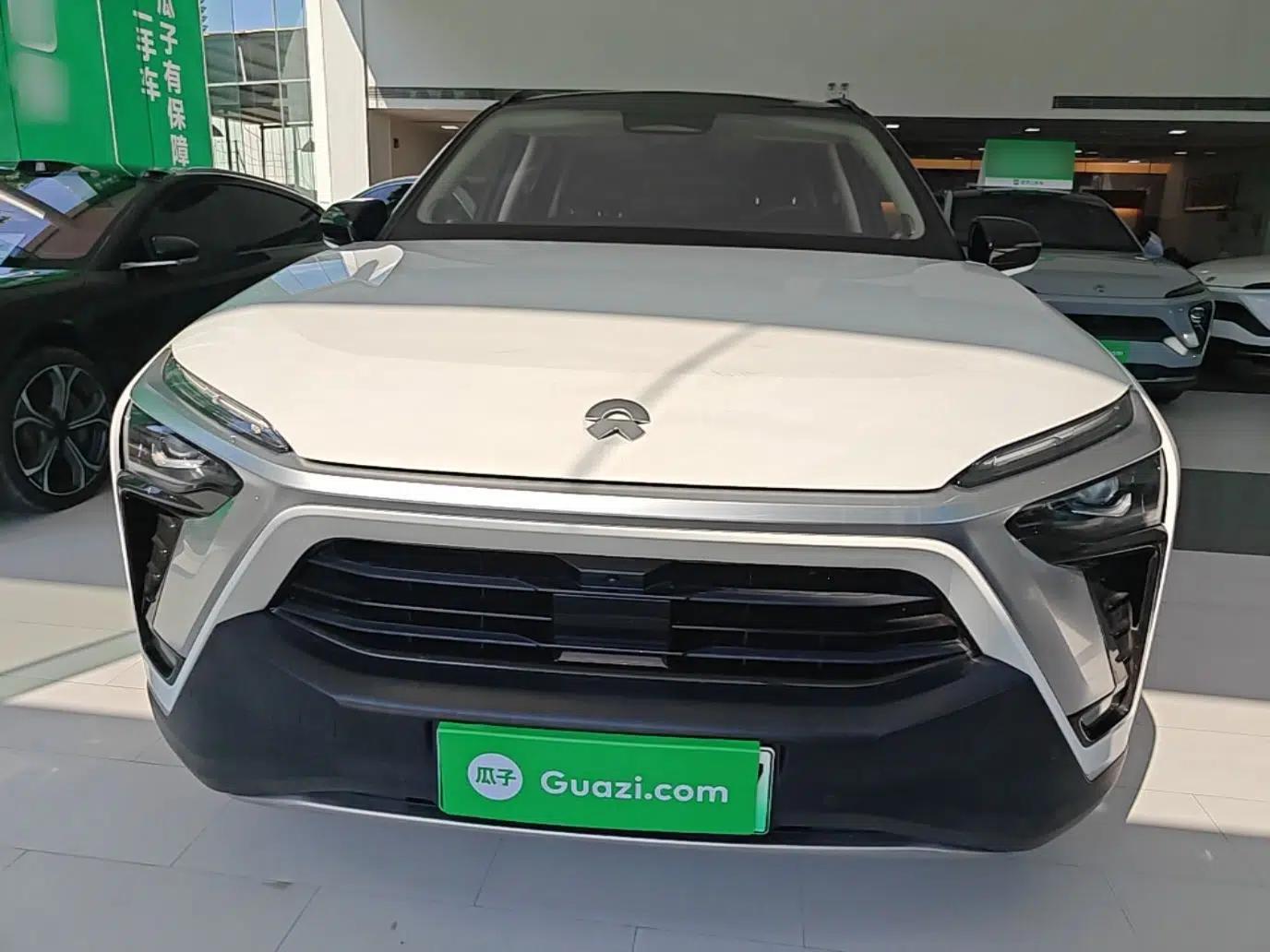Nio ES8 2020 415 km Range 6-Seater Version — миниатюра 2