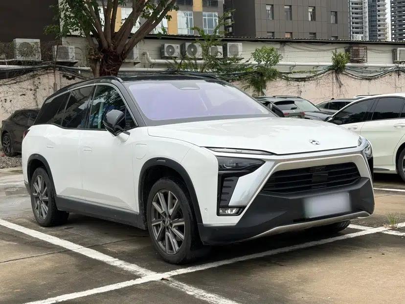 Nio ES8 2020 415 km Range 6-Seater Version — миниатюра 15