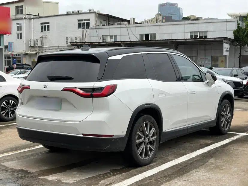 Nio ES8 2020 415 km Range 6-Seater Version — миниатюра 16