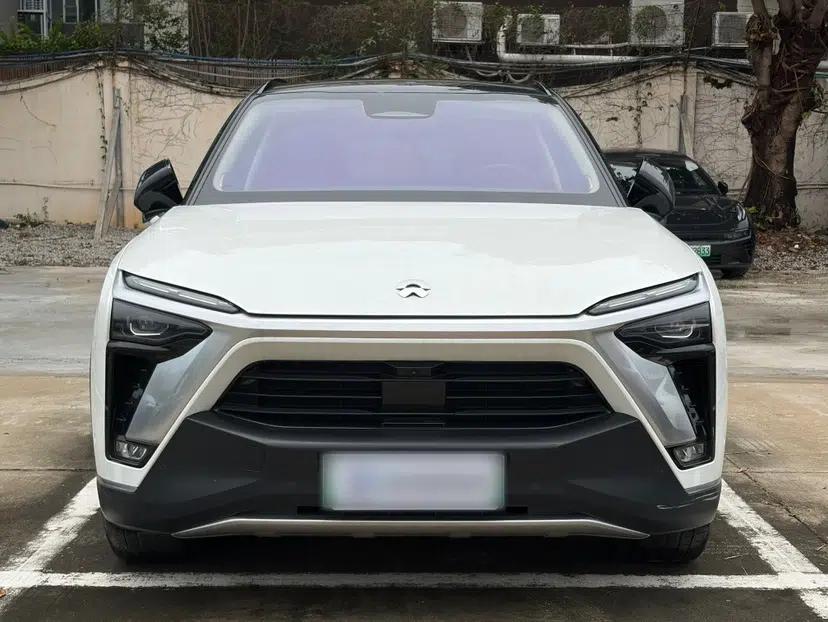 Nio ES8 2020 415 km Range 6-Seater Version — миниатюра 19