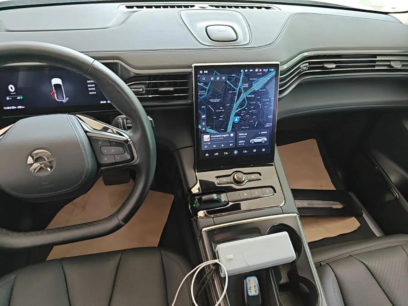 Nio ES8 2020 415 km Range 6-Seater Version — миниатюра 23