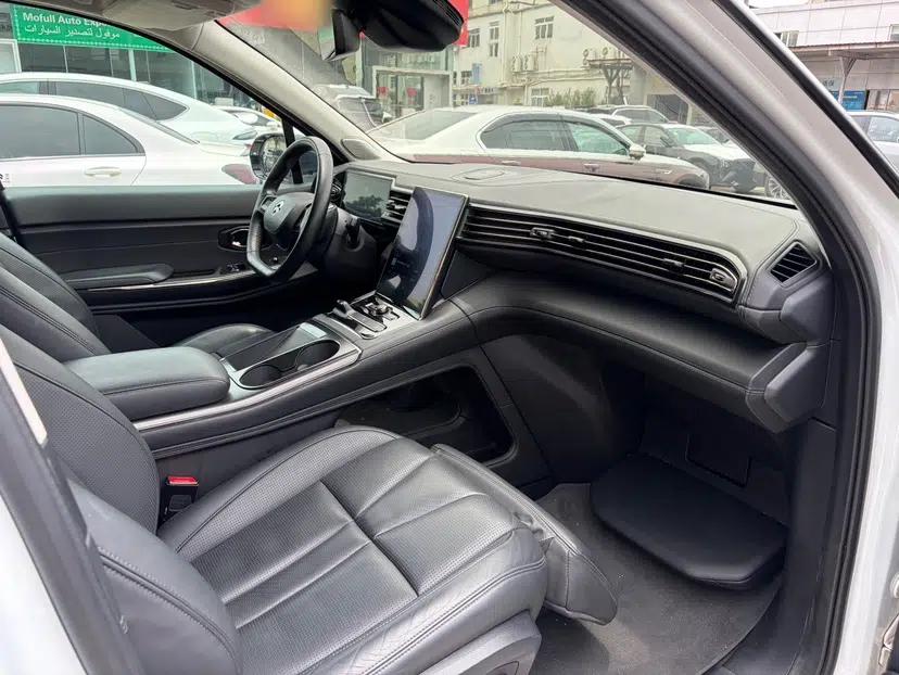 Nio ES8 2020 415 km Range 6-Seater Version — миниатюра 39
