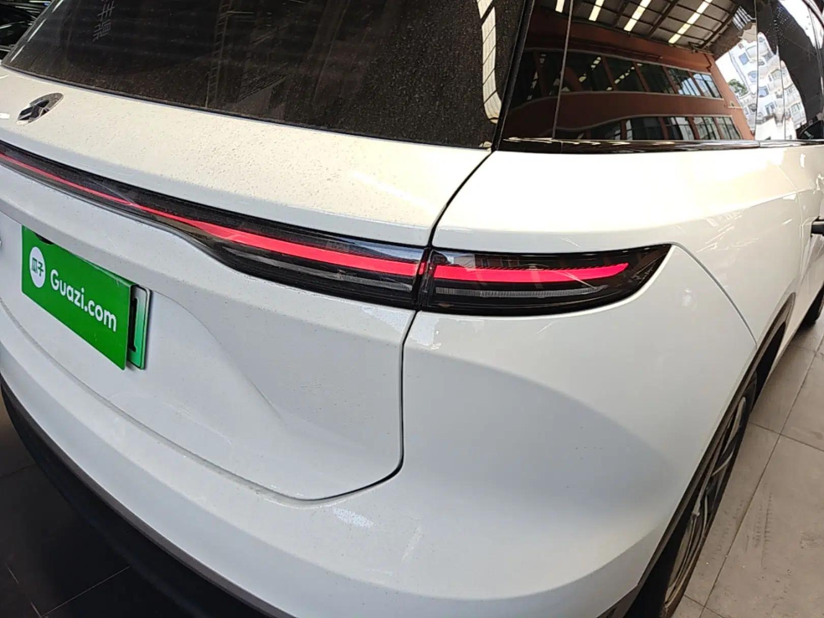 Nio ES8 2023 75 kWh — миниатюра 14