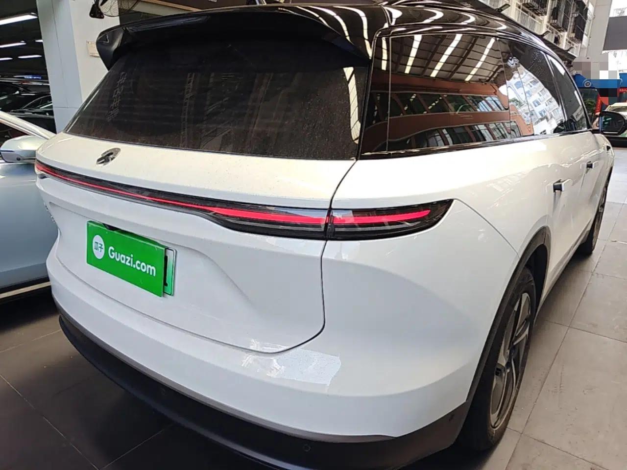Nio ES8 2023 75 kWh — миниатюра 6