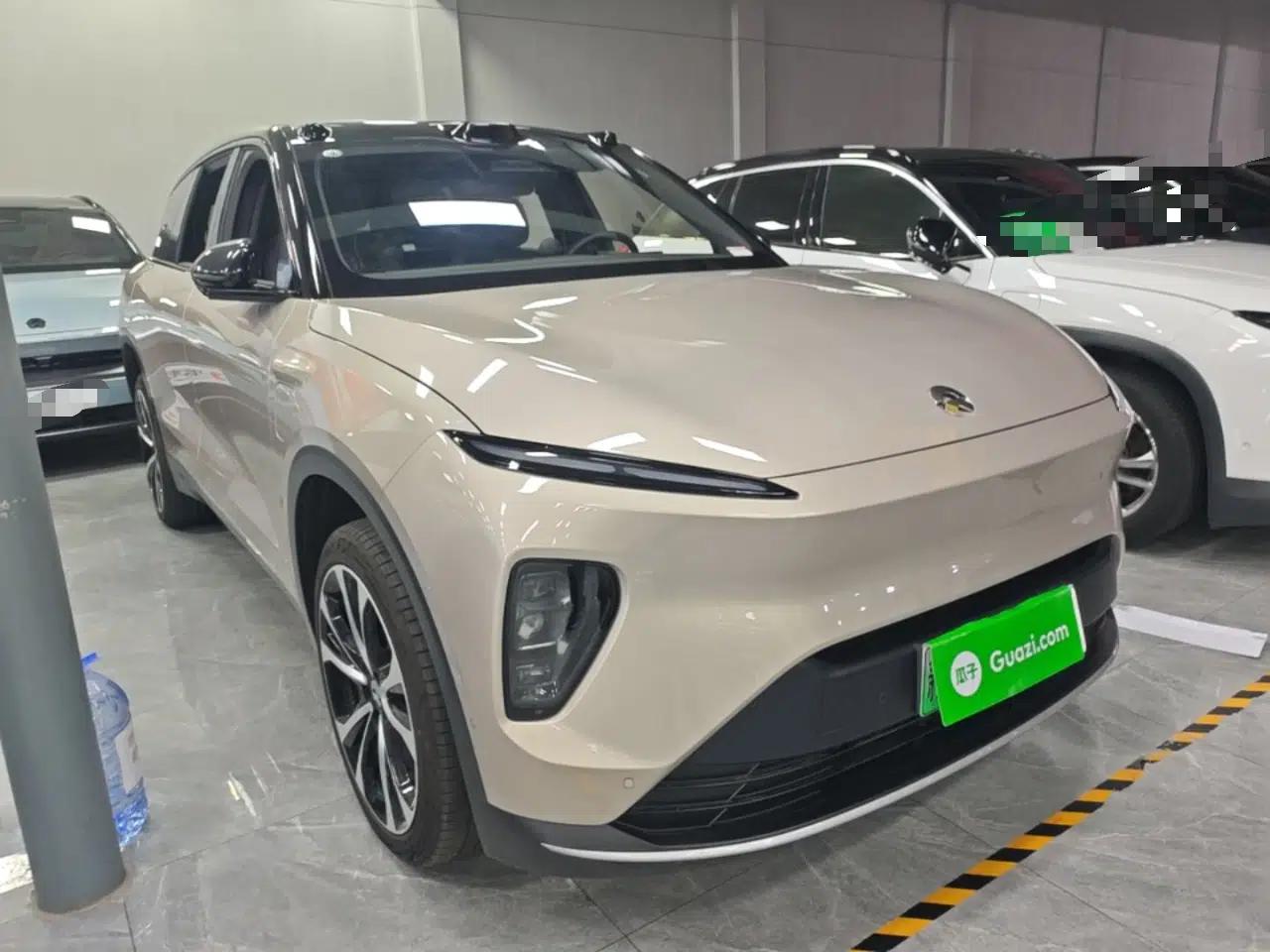 Nio ES8 2023 100kWh Signature Edition — миниатюра 3