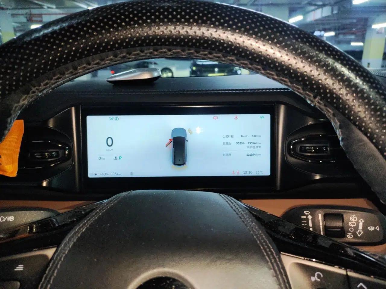 Nio ES8 2020 580 km Range Six-Seater Version — миниатюра 11