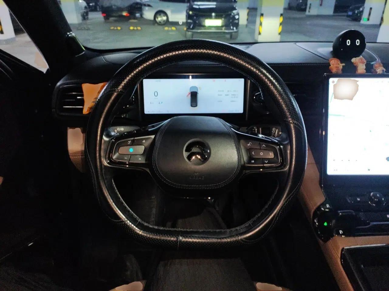 Nio ES8 2020 580 km Range Six-Seater Version — миниатюра 10