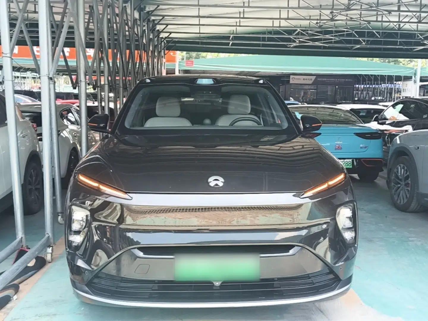 Nio ES8 2023 75 kWh Executive Edition — миниатюра 2