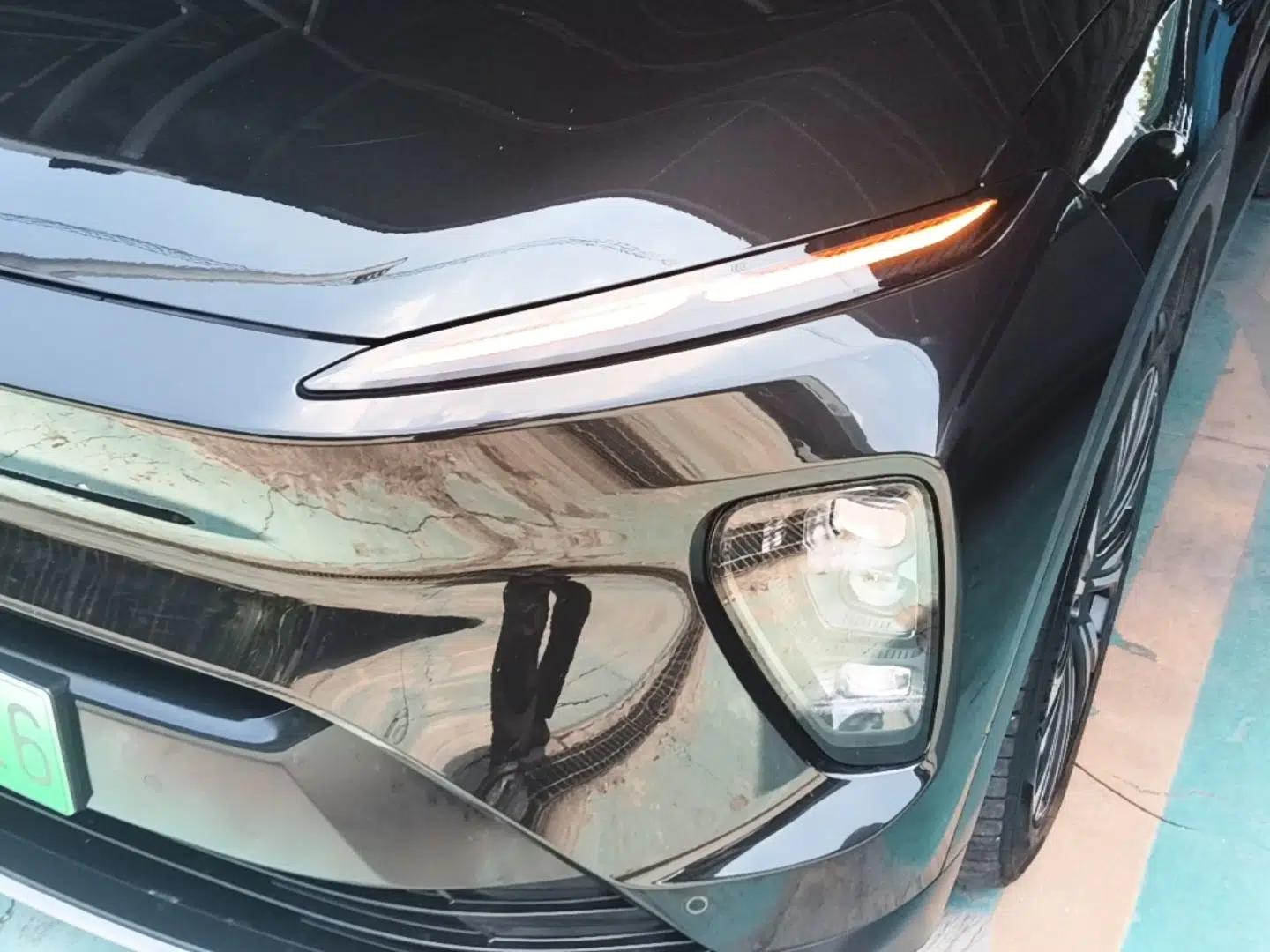 Nio ES8 2023 75 kWh Executive Edition — миниатюра 8