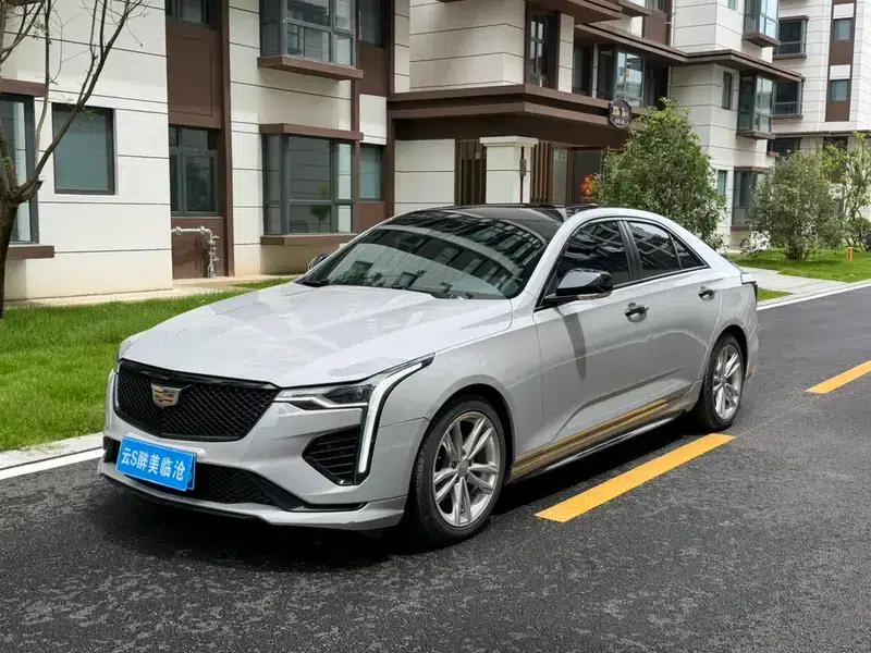 2021 Cadillac CT4 28T Luxury — миниатюра 1