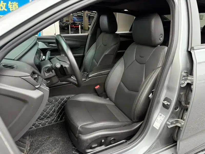 2023 Cadillac CT4 25T Luxury — миниатюра 16