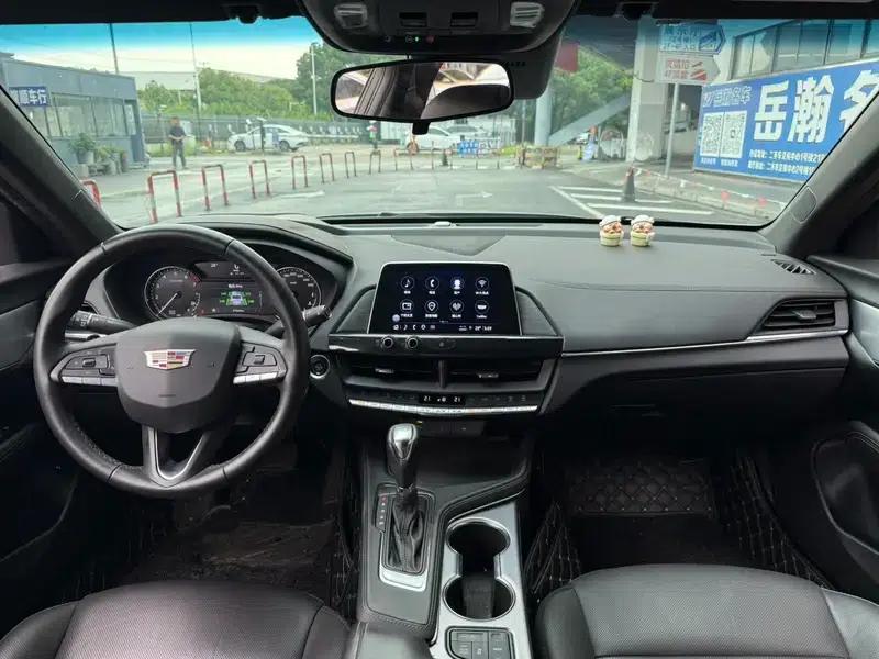 2023 Cadillac CT4 25T Luxury — миниатюра 9