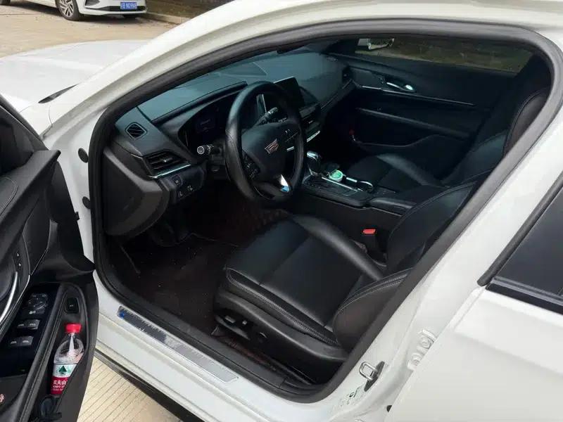 Cadillac CT4 2021 28T Fashion Edition — миниатюра 9